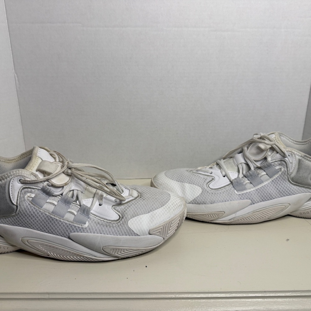 Adidas BYW Select Team Men's basketball shoes